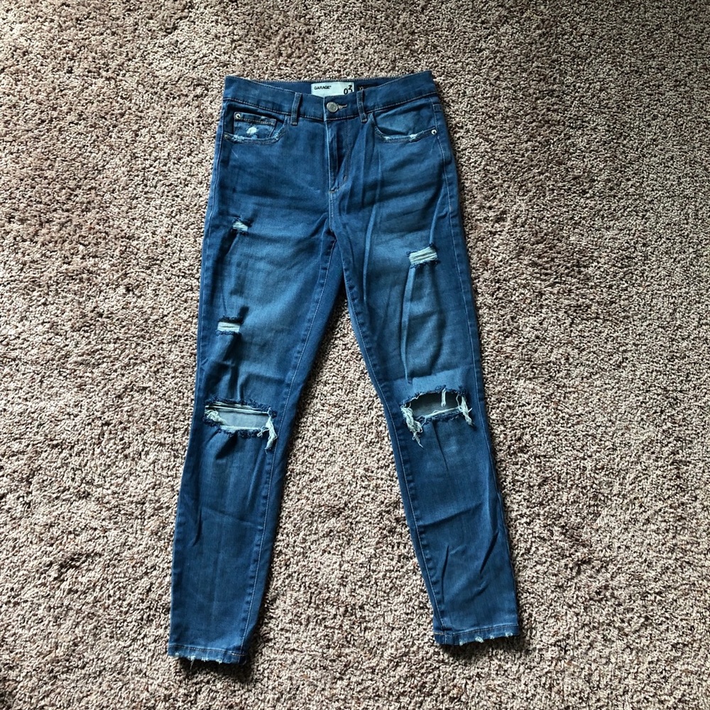 Garage Clothing Distressed Jegging